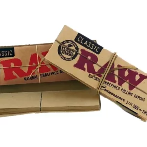 RAW Classic Ακατέργαστο Connoisseur 1 και 1 τέταρτο συν tips 32 φύλλα συν 32 τζιβάνες